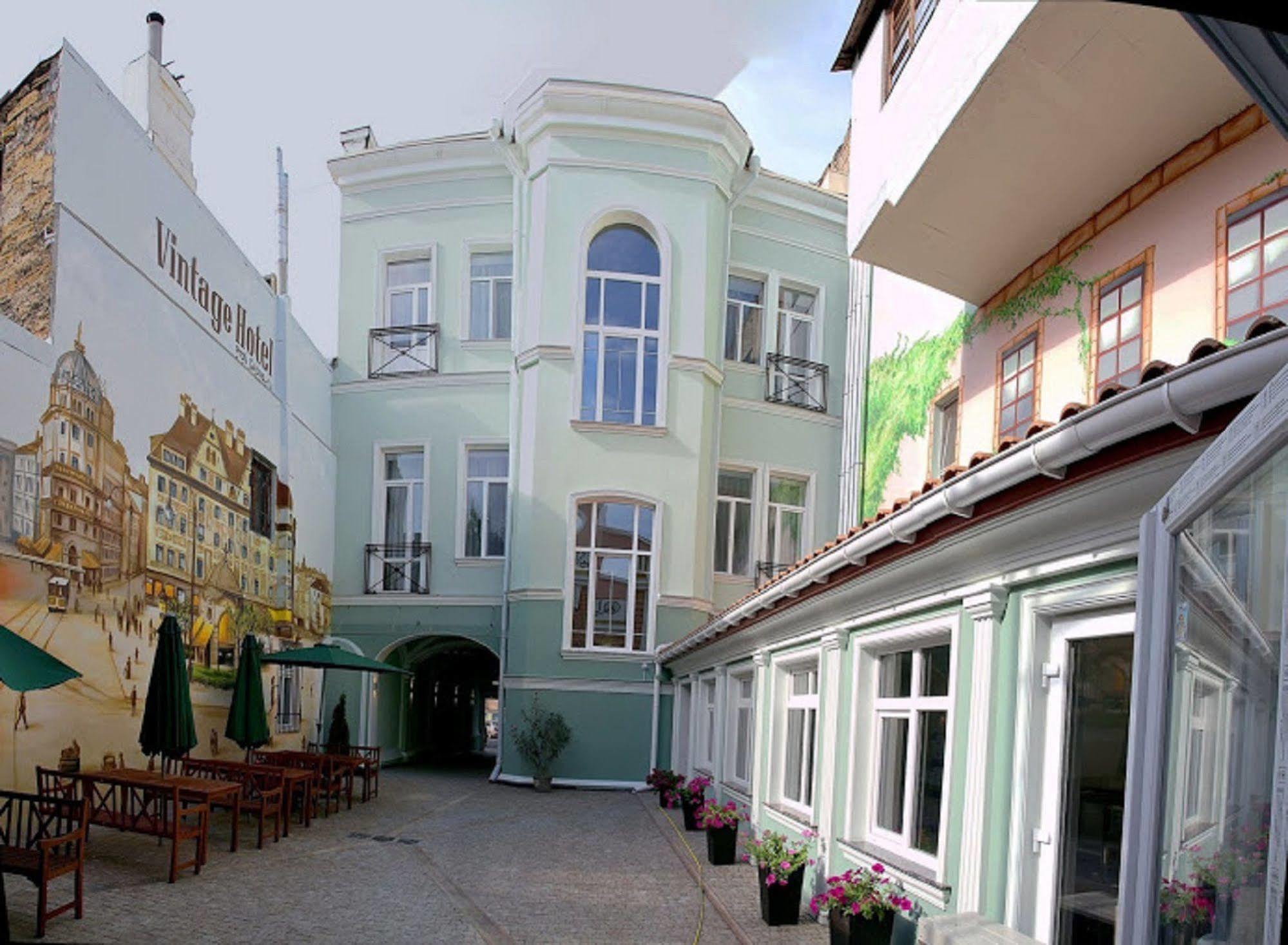 Vintage Hotel Odesa Exterior foto